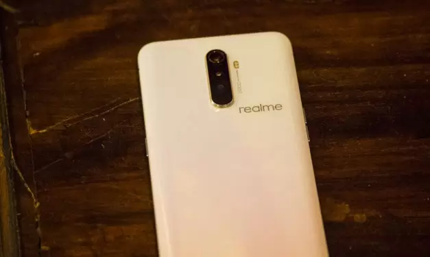 Realme 6, 6 Pro and Realme band set to launch in India on March 5
